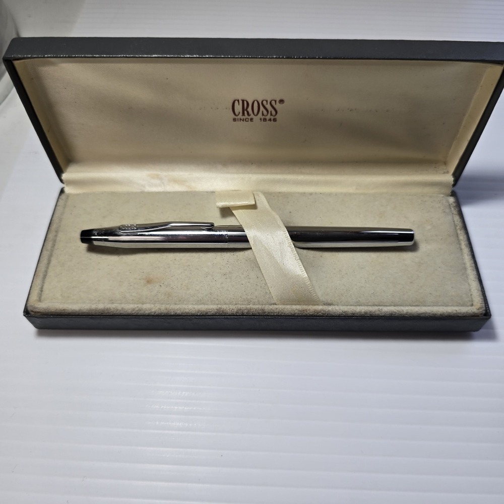 Vintage Cross‎ Pen With Case